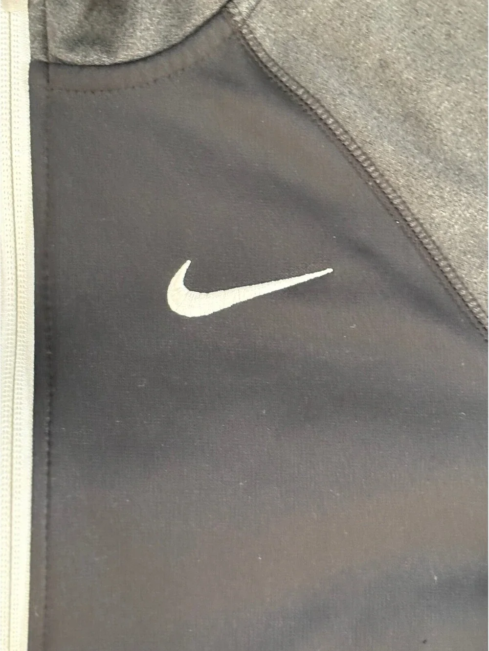 Vintage Nike Therma-Fit Black and Gray Hoodie, Men's L